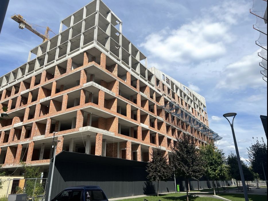 Продаж паркомісця в ЖК Rybalsky / 7 будинок