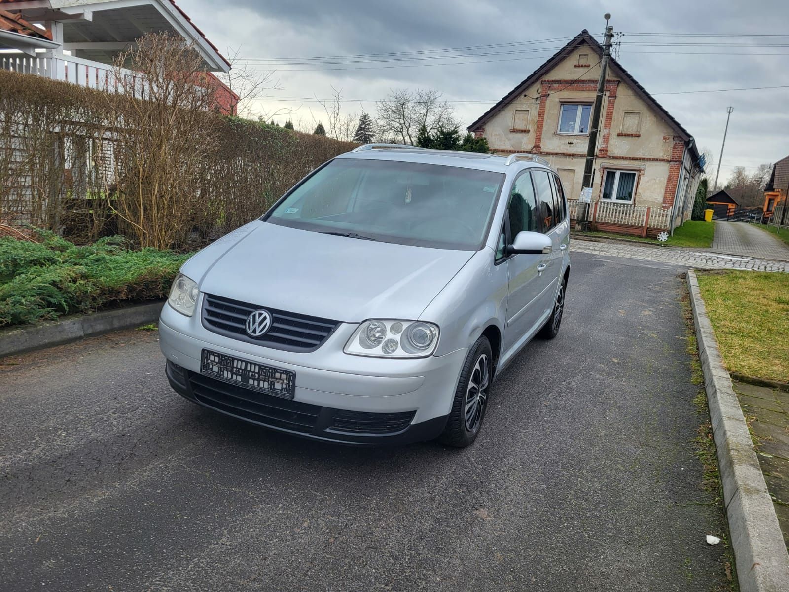 Vw Touran 2.0 tdi DSG 2005 rok / ładny / okazja / zamiana /