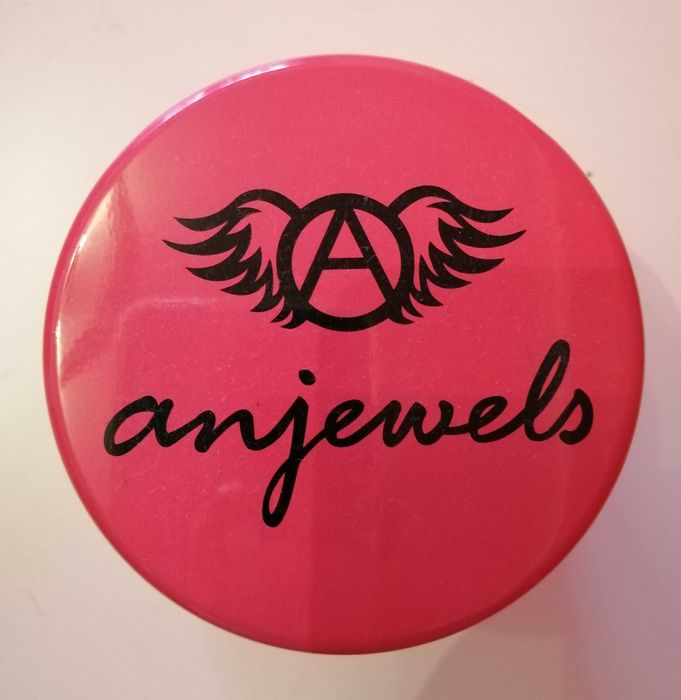 Relógio Anjewels com caixa