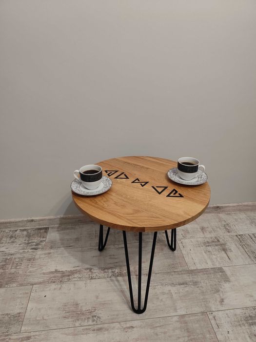 Stolik kawowy dębowy zalewany żywicą The Witcher