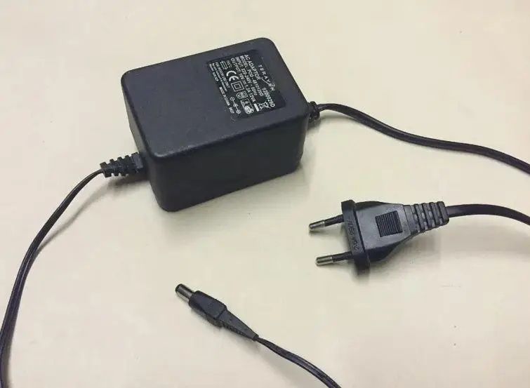 Блок питания адаптер AC Power 10V 1,2A Terayon POD-4810120D