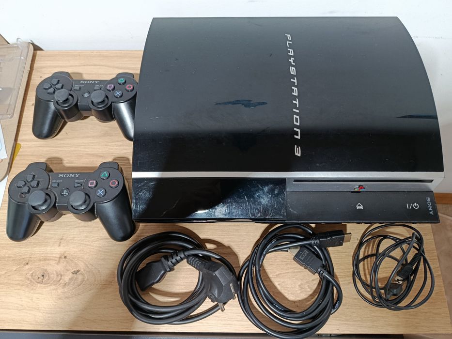Sony PlayStation 3 , 2 джойстика , полный комплект