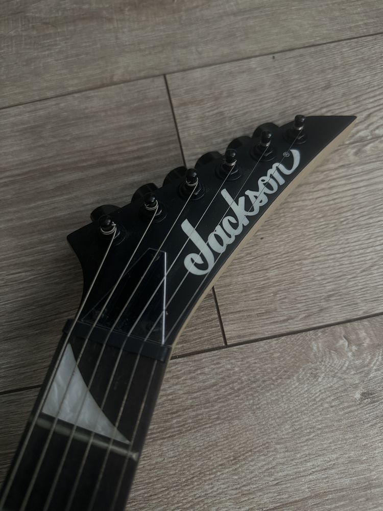 Gitara elektryczna Jackson JS32T Rhoads BK Randy Rhoads V