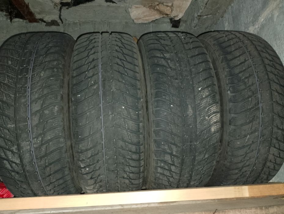 Opony zimowe 265/60 r18