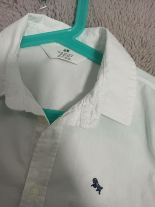 Koszula H&M 128 biała, klasyczna, bawełniana.