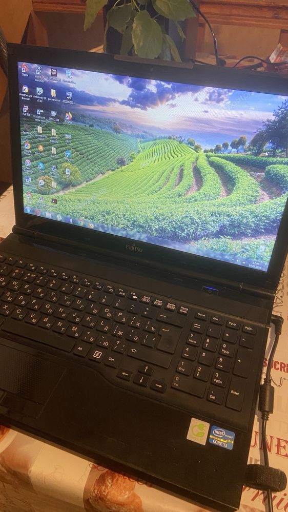 Продам ноутбук Fujitsu Lifebook AH532
