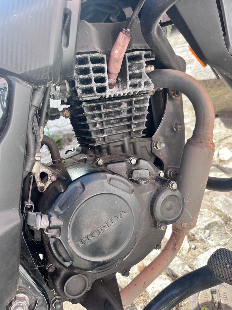 Mota CB125f ano 2022