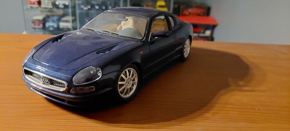 Model 1:18 Maserati 3200 GT Bburago