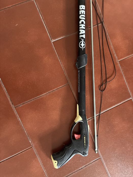 espingarda de caça submarina Beuchat 90 cm