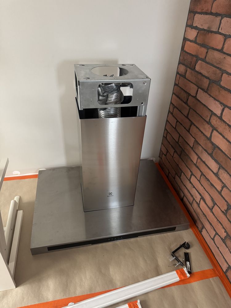 Okap Elektrolux inox KIELCE tanio