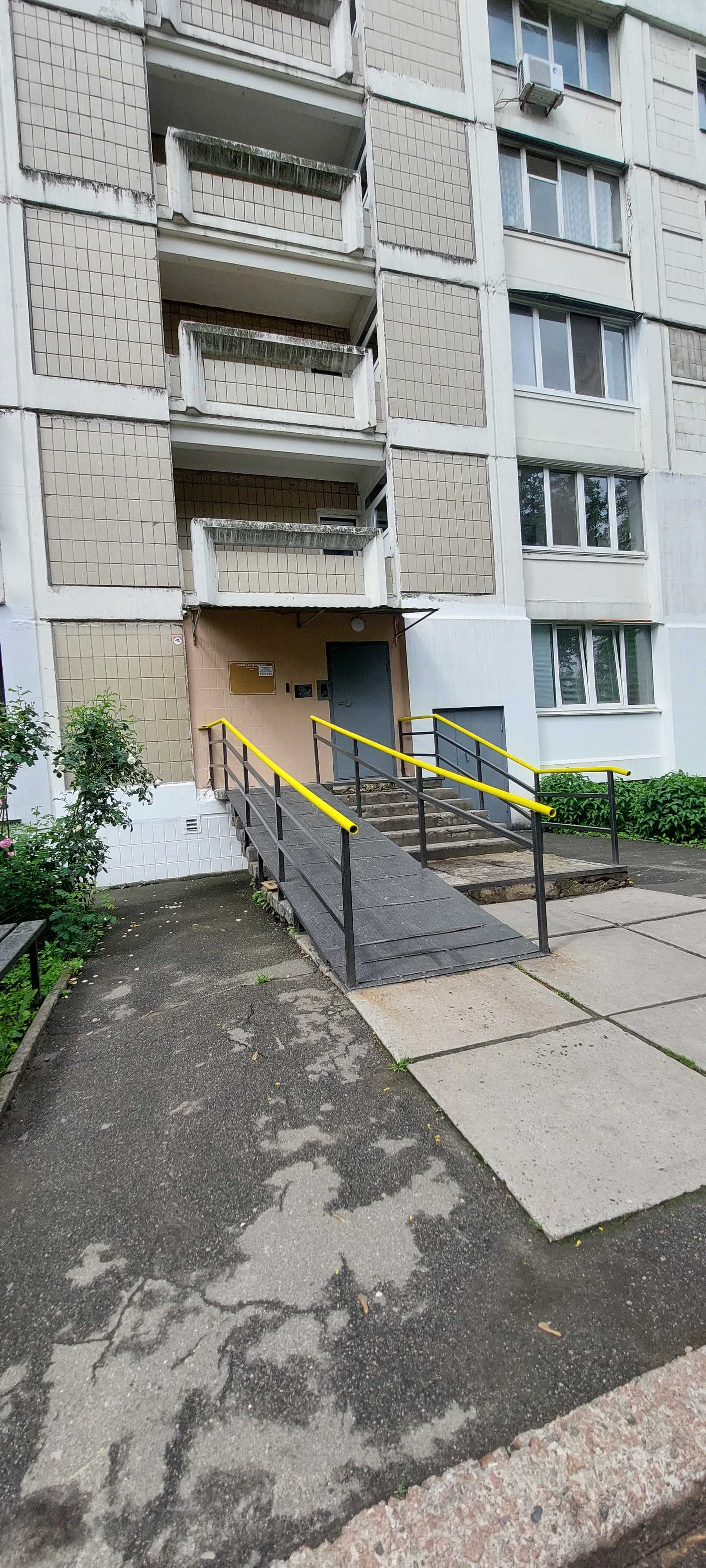 БЕЗ %. Довгостроково  1к. Дарницький. м.Харківська, Тростянецька, 5 Б
