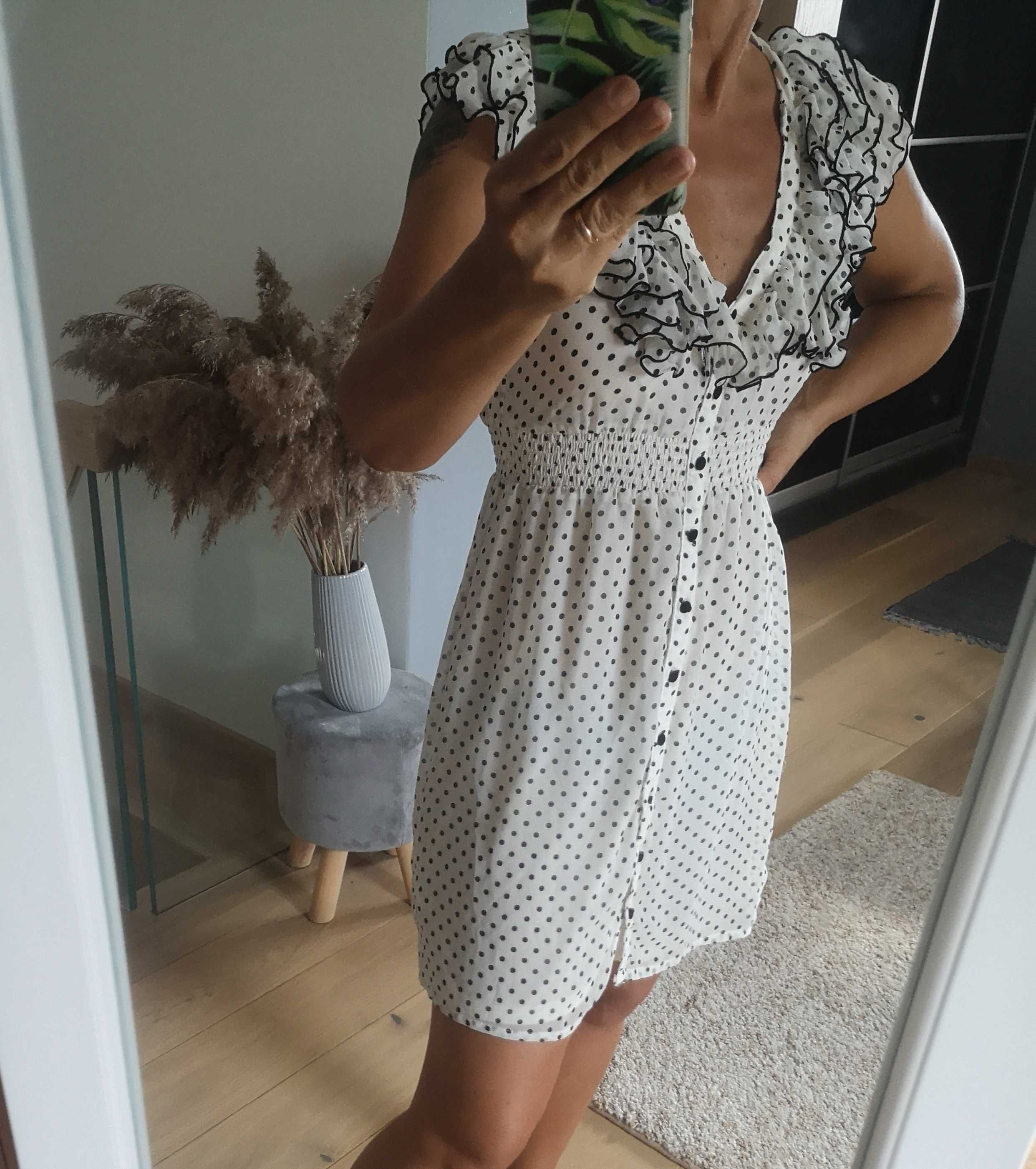 Sukienka w kropki groszki H&M
