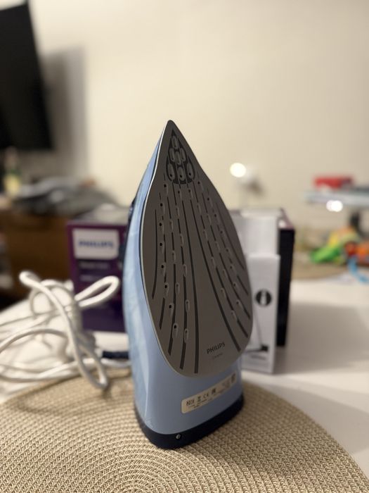 Праска, утюг philips 6000