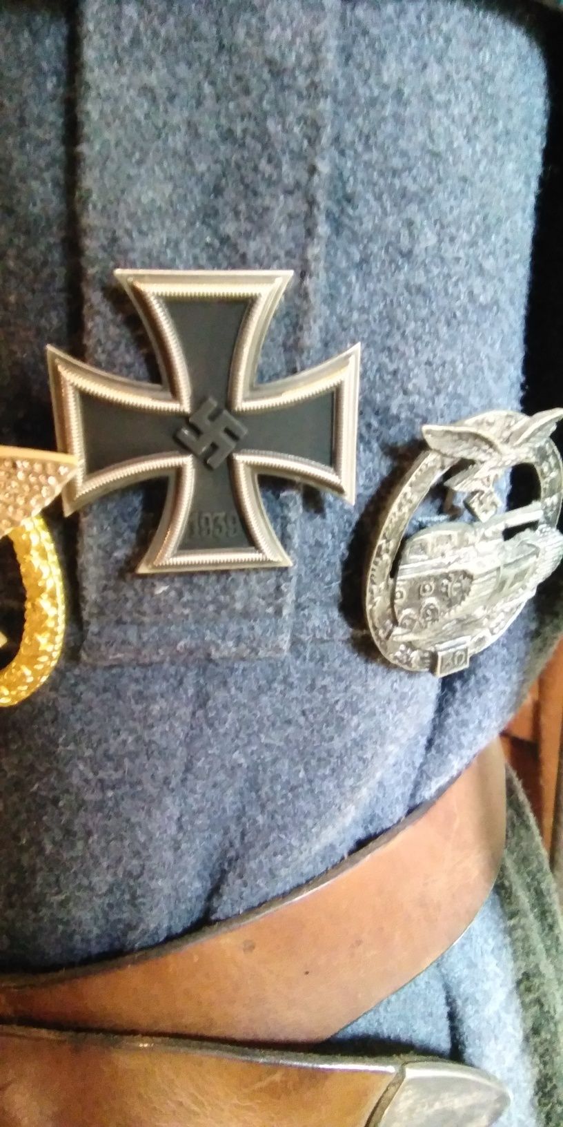 Militaria , Casaco , chapéu, condecorações da Luftwaffe.