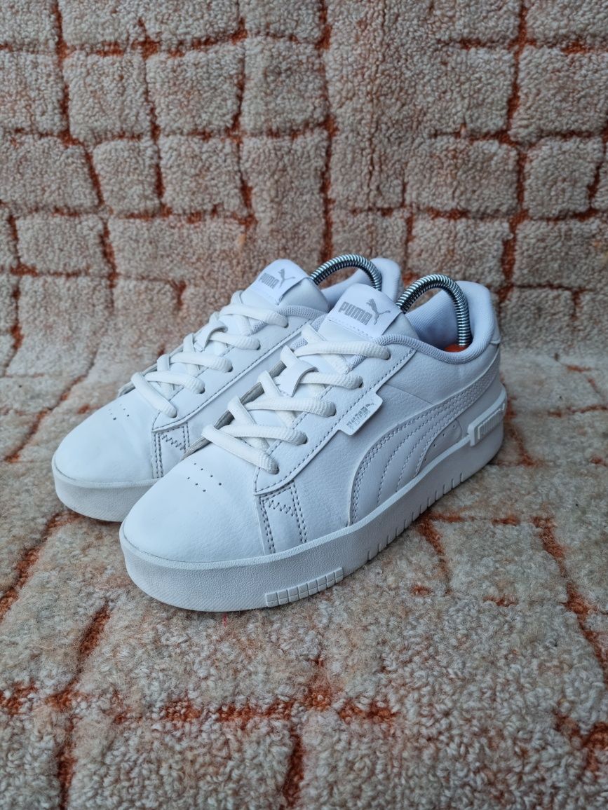 Кроссовки Puma Jada
