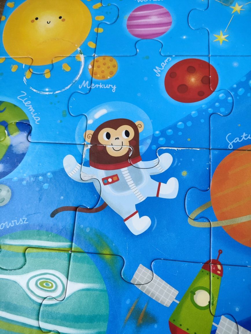 CzuCzu Kosmos puzzle z figurkami 2+ dla dzieci