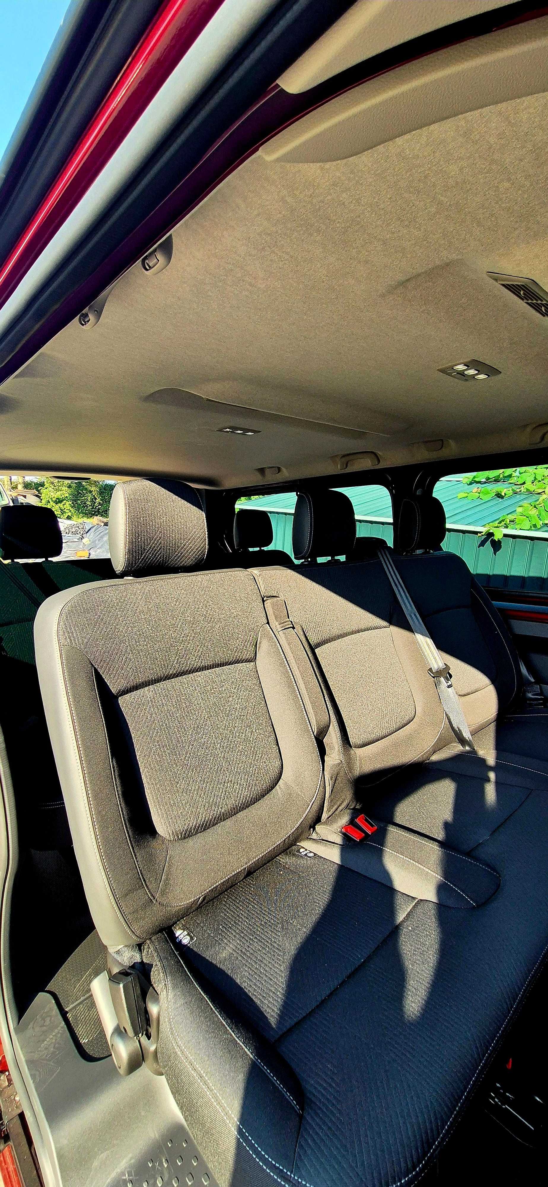 Wynajem Busa bus Renault Trafic 9 osobowy NOWY Automat Jastrzębie Żory