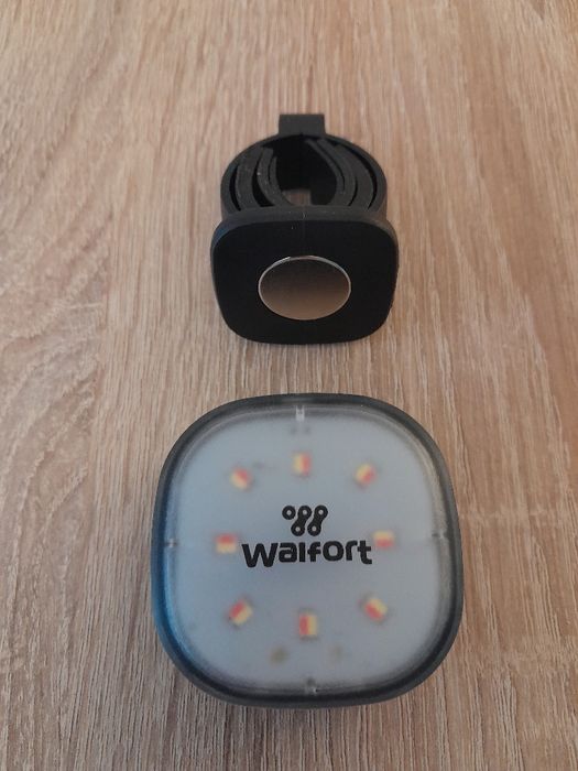 Lampka rowerowa-kempingowa do ładowania/Światło LED białe lub czerwone