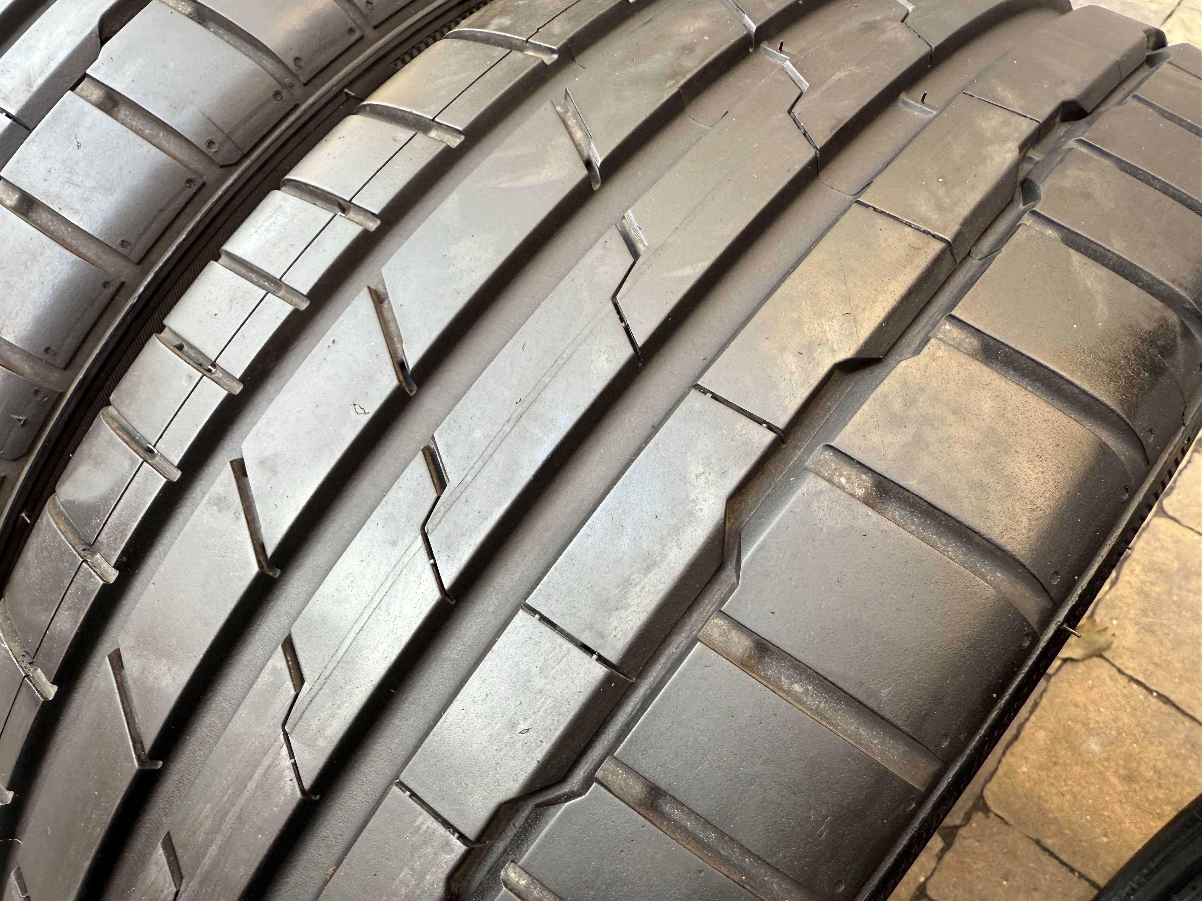 215-45 R18 93Y Hnkook Ventus S1 EVO 3 2022 2шт