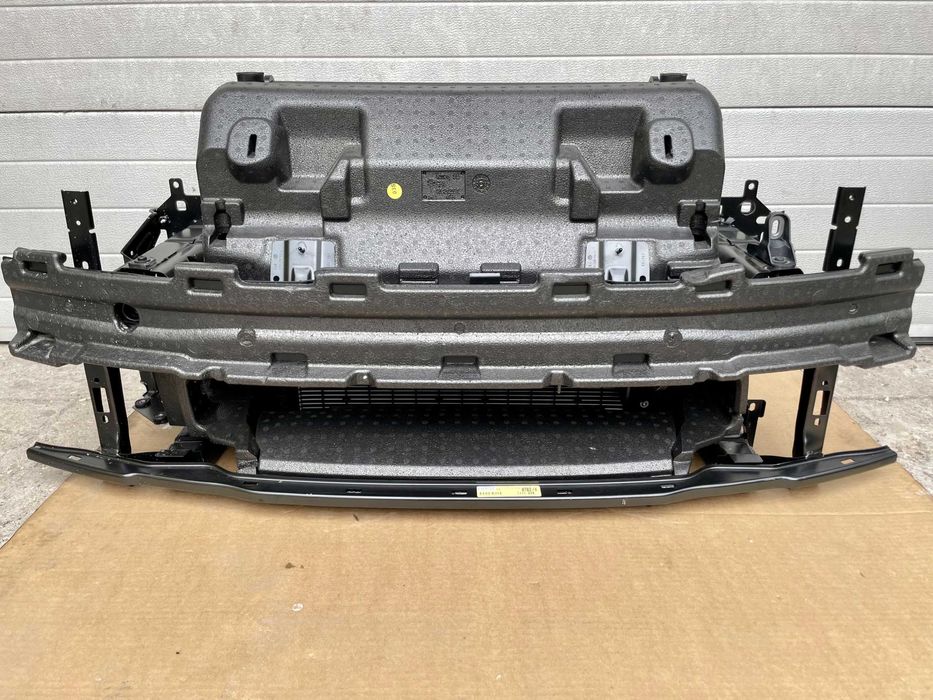 AUDI Q4 E-TRON 89A Передня панель, телевізор