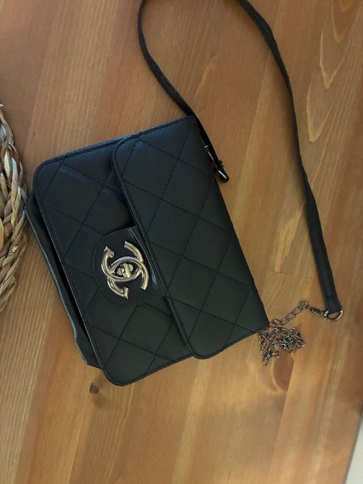 Listonoszka CHANEL