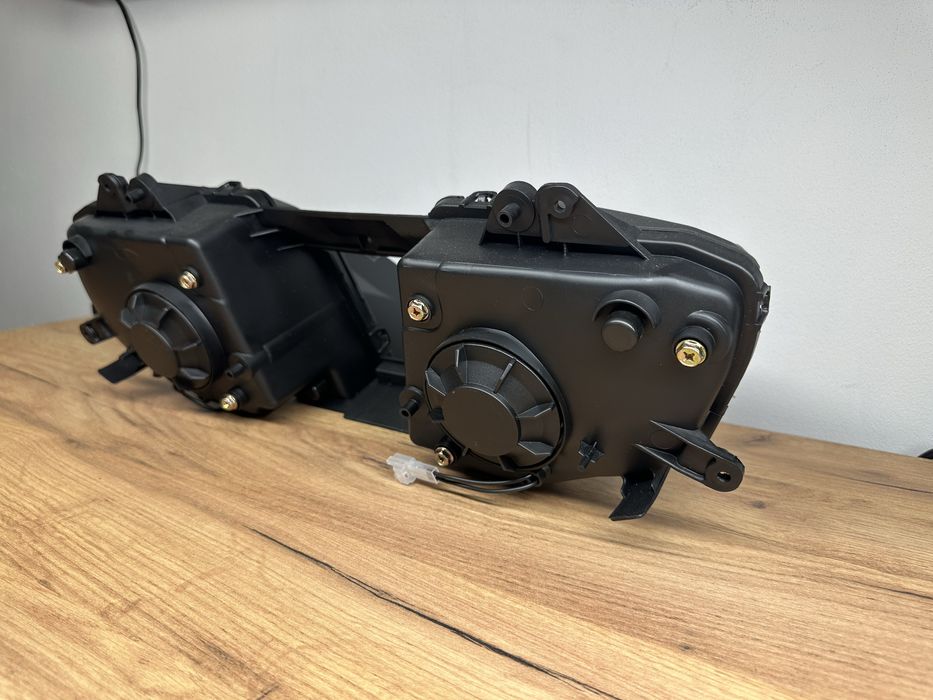 Lampa Leflektor przód Yamaha R6 RJ11 06-07