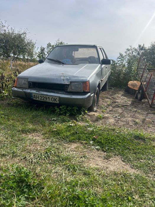 Продаеться славута  находу