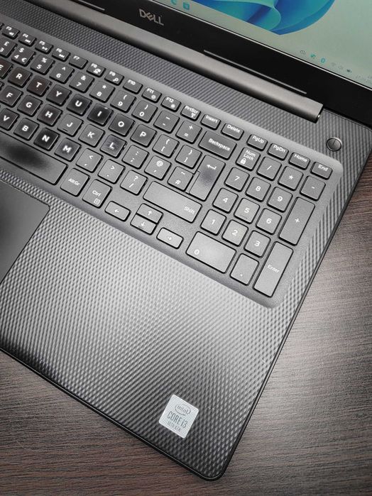 LAPTOP 15,6" FHD | DELL | i3-1005G1 | 16GB RAM | 256SSD 1TB HDD | W11