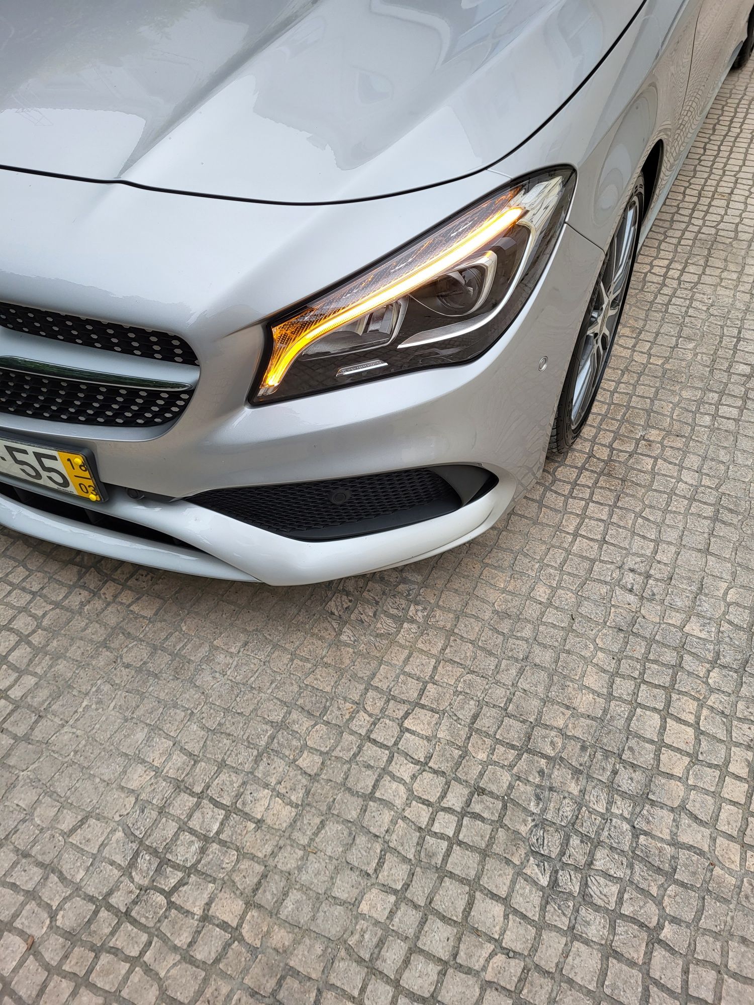 Mercedes CLA 180d AMG nacional