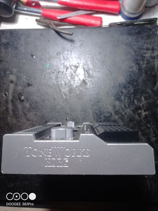 Гітарний  процесор  KORG AX 3G