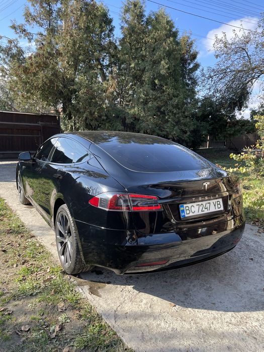 Tesla Model S 2020 Long Range Plus