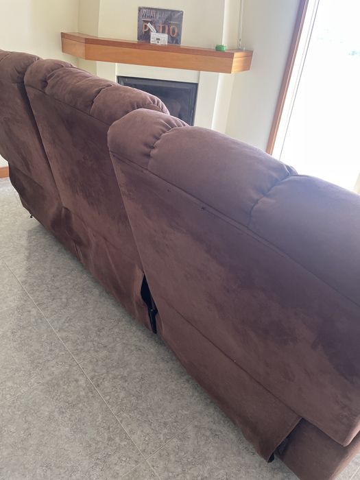Sofá Reclinável - Castanho