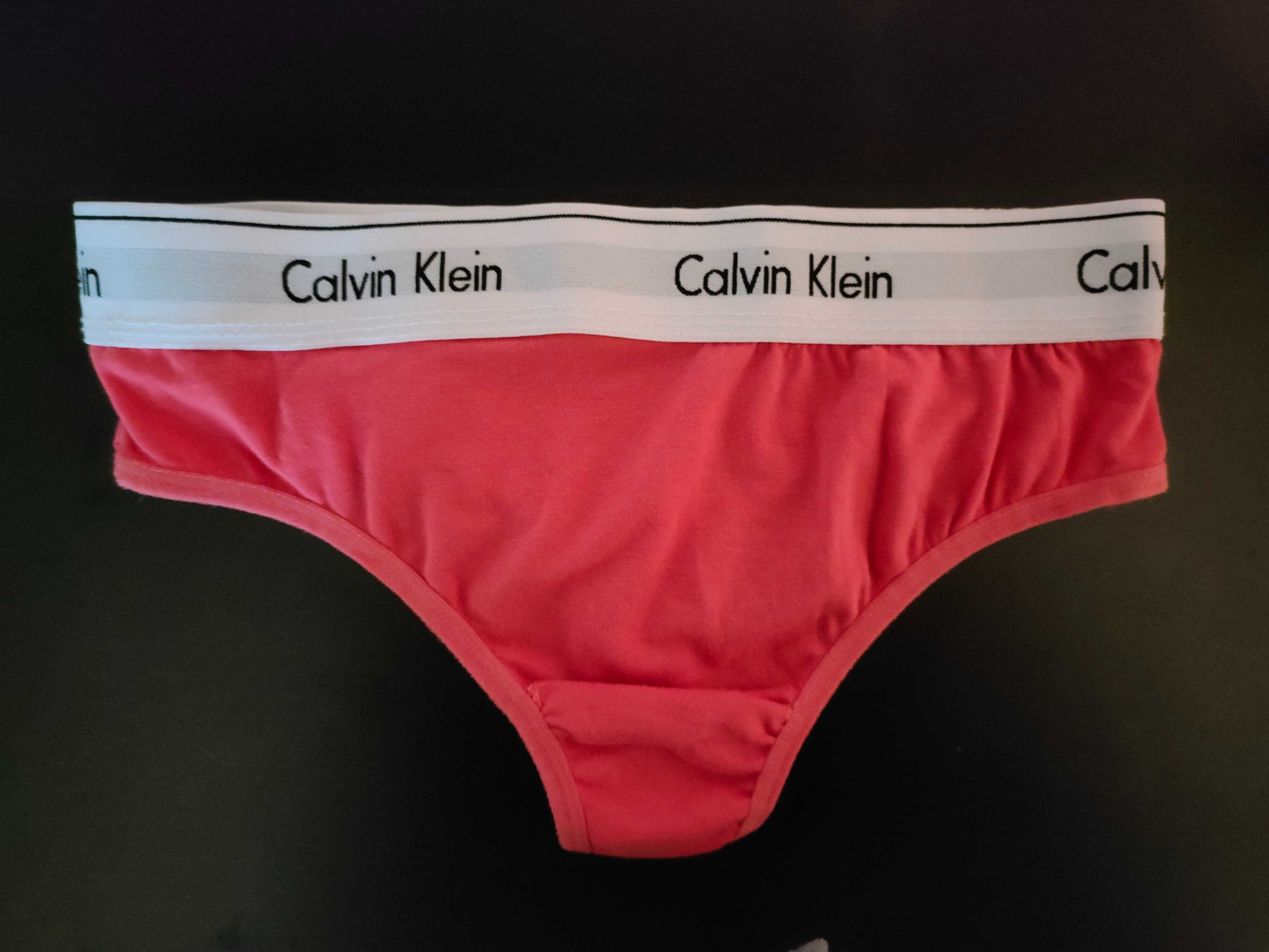 świetne stringi CALVIN KLEIN