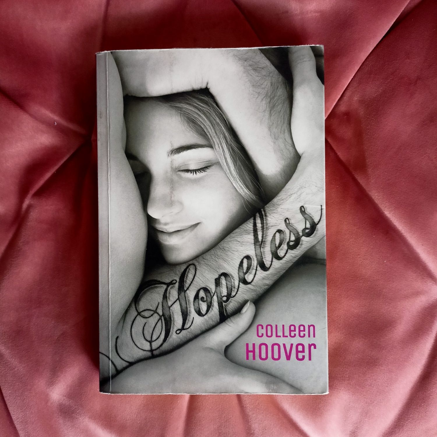Hopeless Coleen Hoover romans młodzieżówka