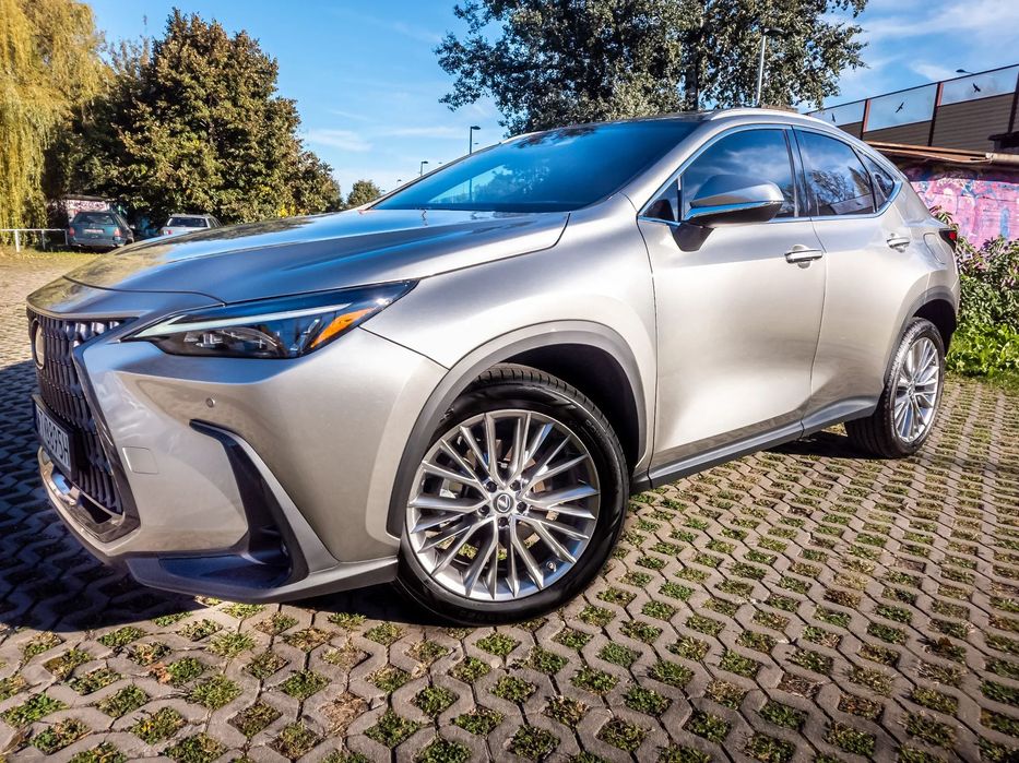 Lexus NX Lexus NX 350h Premium AWD, stan perfekcyjny