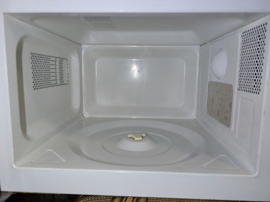 микроволновка Delfa