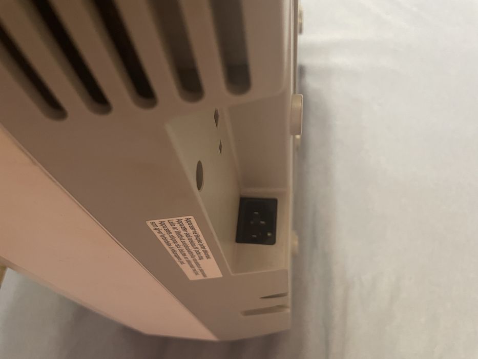 Проектор epson eh-ls100