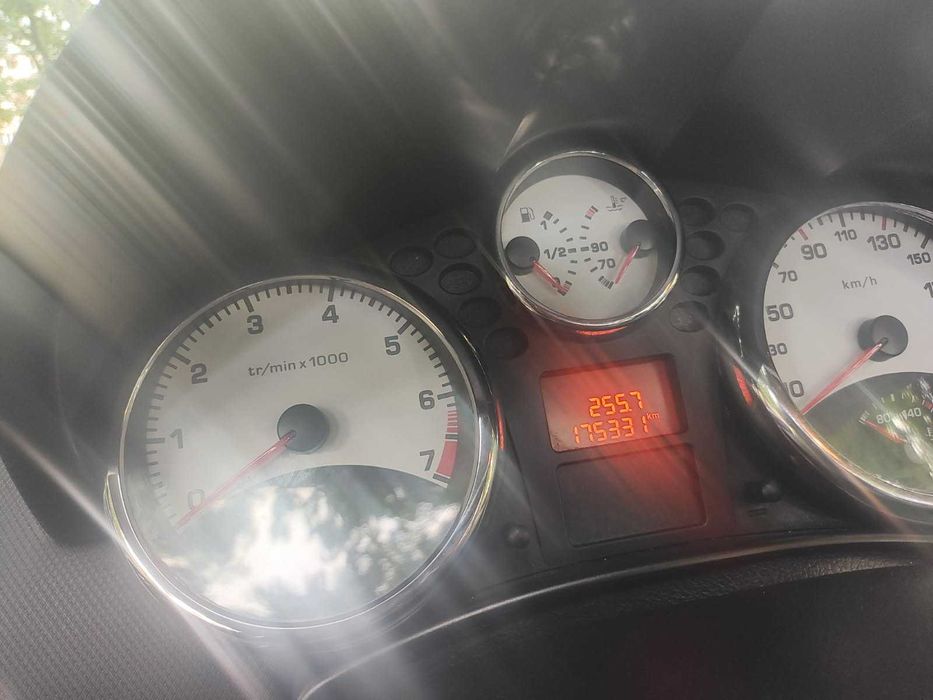 Sprzedam peugeot 207cc