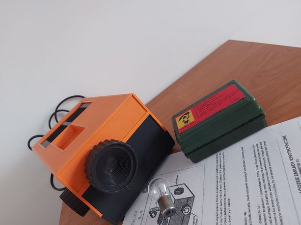 Rzutnik projektor Ania z zestawem bajek