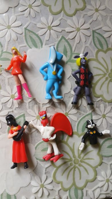 Киндеры Фиксики,бременские музыканты,энхантимелс,винкс