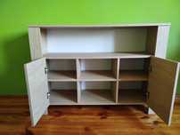 Komoda bąb jasny