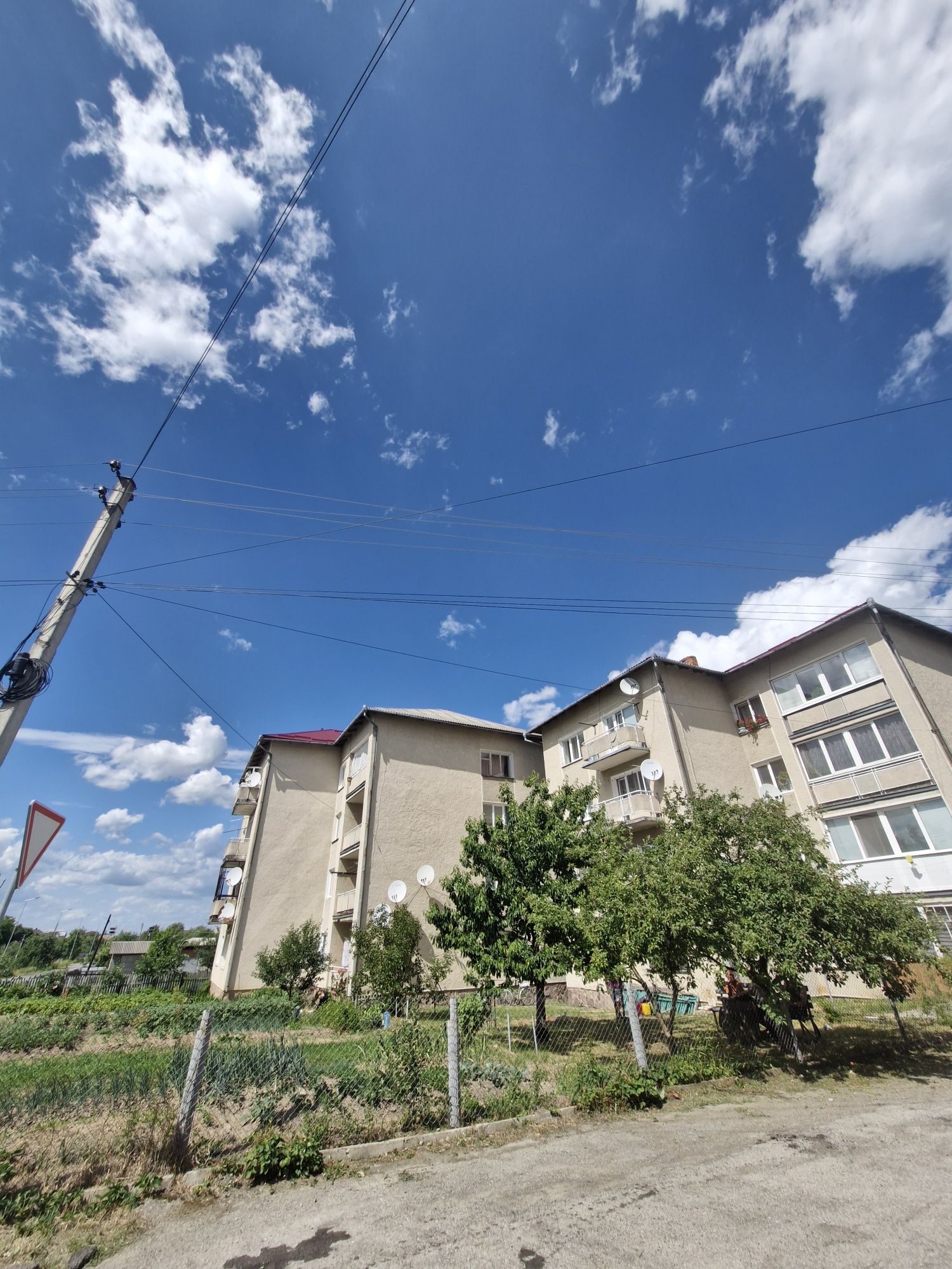 Продається квартира в селі