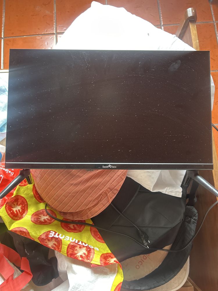 Televisao pequena