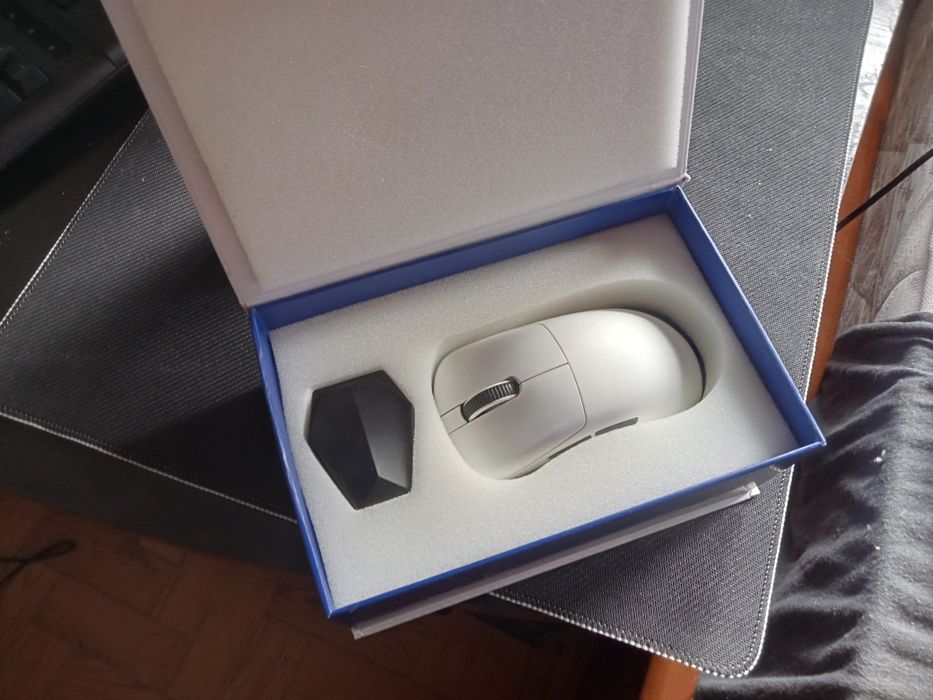 Mouse ATK Z1 PRO MAX/ ATK 8k Wireless