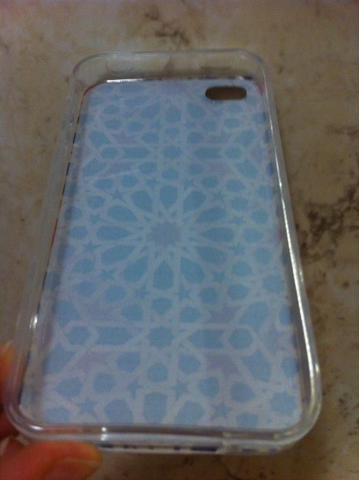 Capa para iPhone 4/4S com belíssimo padrão de azulejo árabe - NOVA!