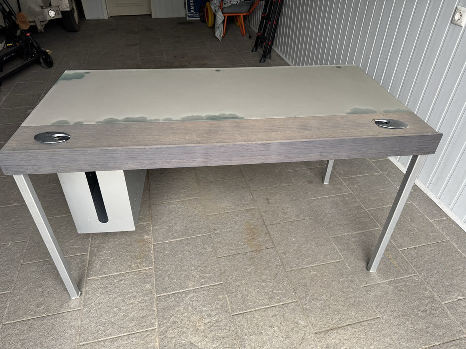 Продам письмовий стіл