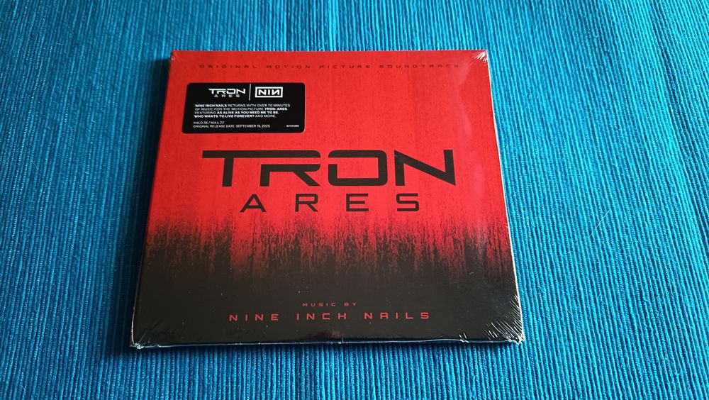 Nine Inch Nails - Tron: Ares