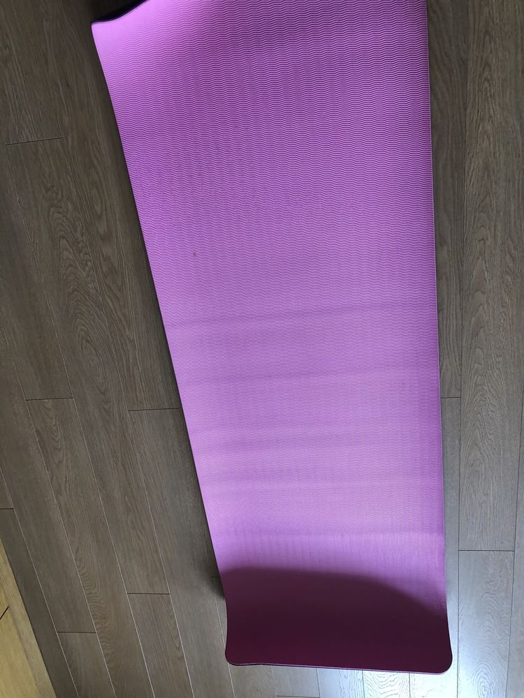 Yoga mat tapete ginástica roxa com bola verde