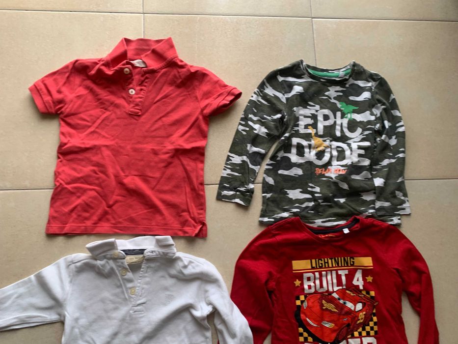 8x - Lote T-shirt | Polos - Tamanho: 4/5 anos - Excelente estado