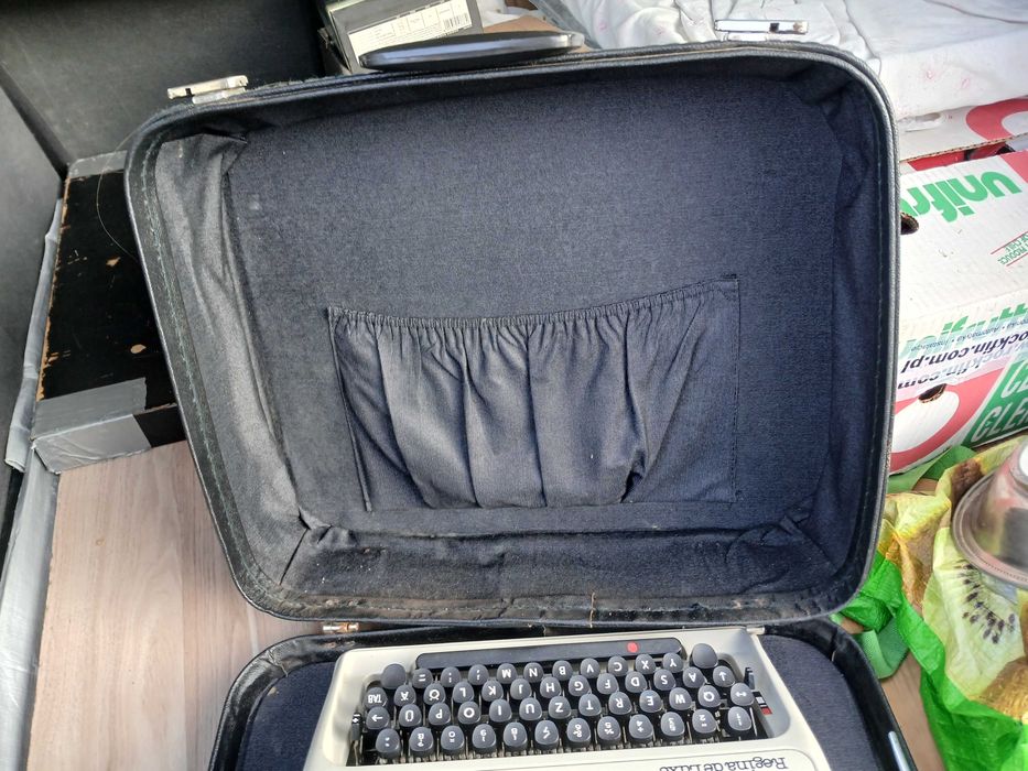 Maszyna do pisania Olimpia - Regina de Luxe